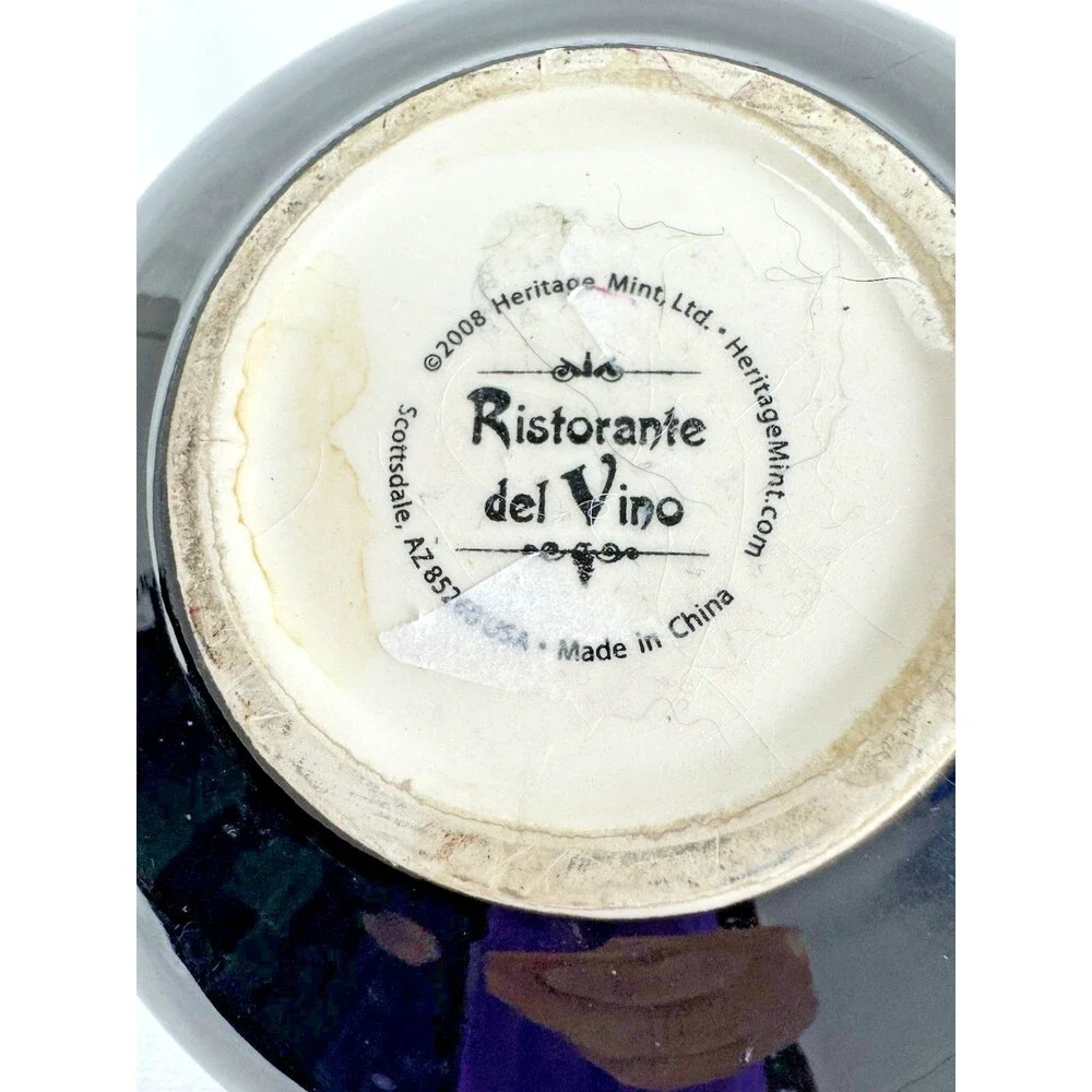 Heritage Mint, Ltd 2008 Ristorante Del Vino Waiter Soup Cereal Bowl 6 1/4 Inch
